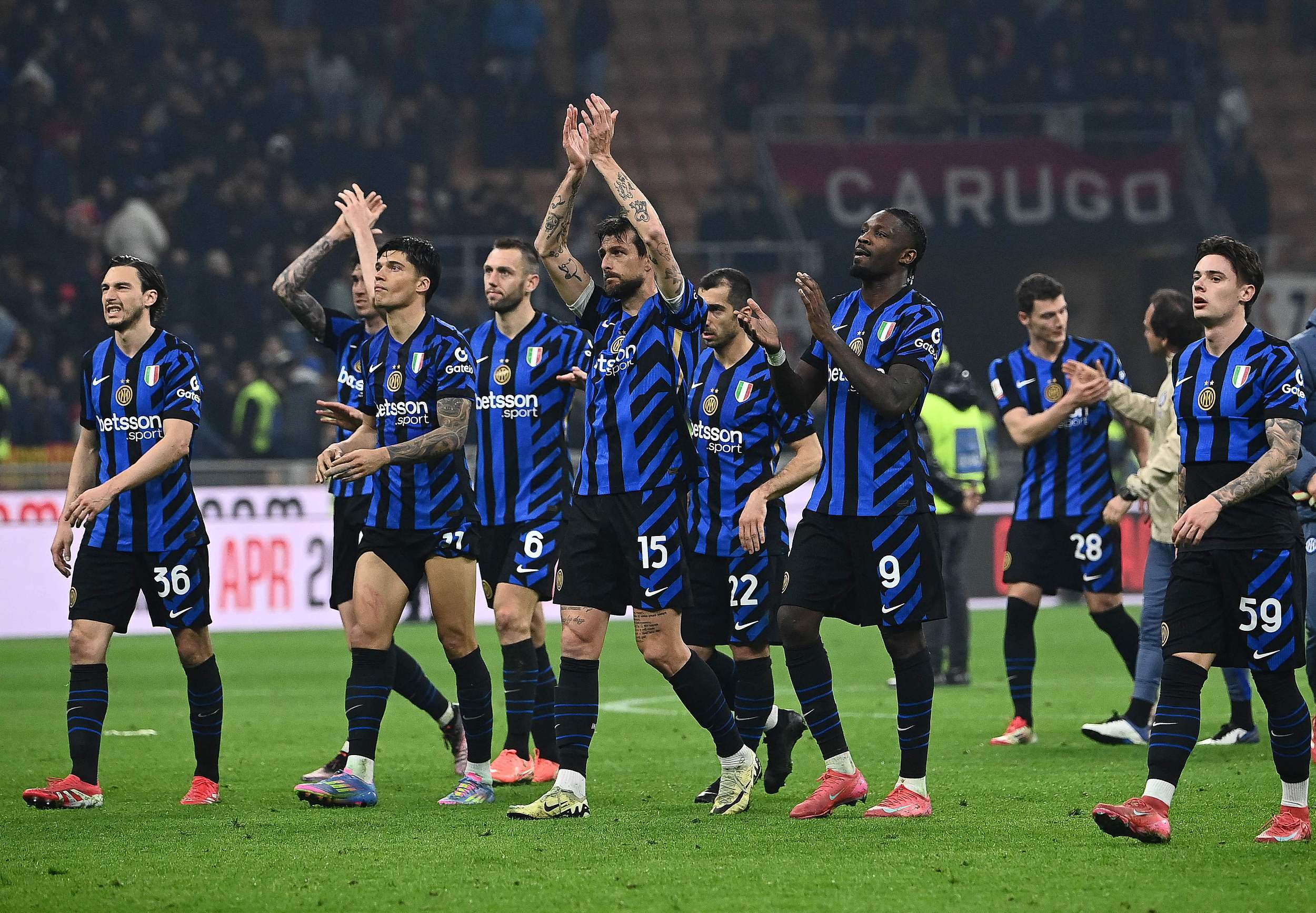 透全场的灵 透全场的灵